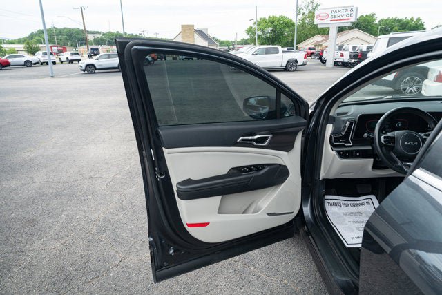 Used 2024 Kia Sportage EX FWD image 10