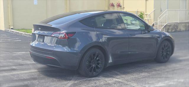 Used 2021 Tesla Model Y Long Range AWD/4WD image 7
