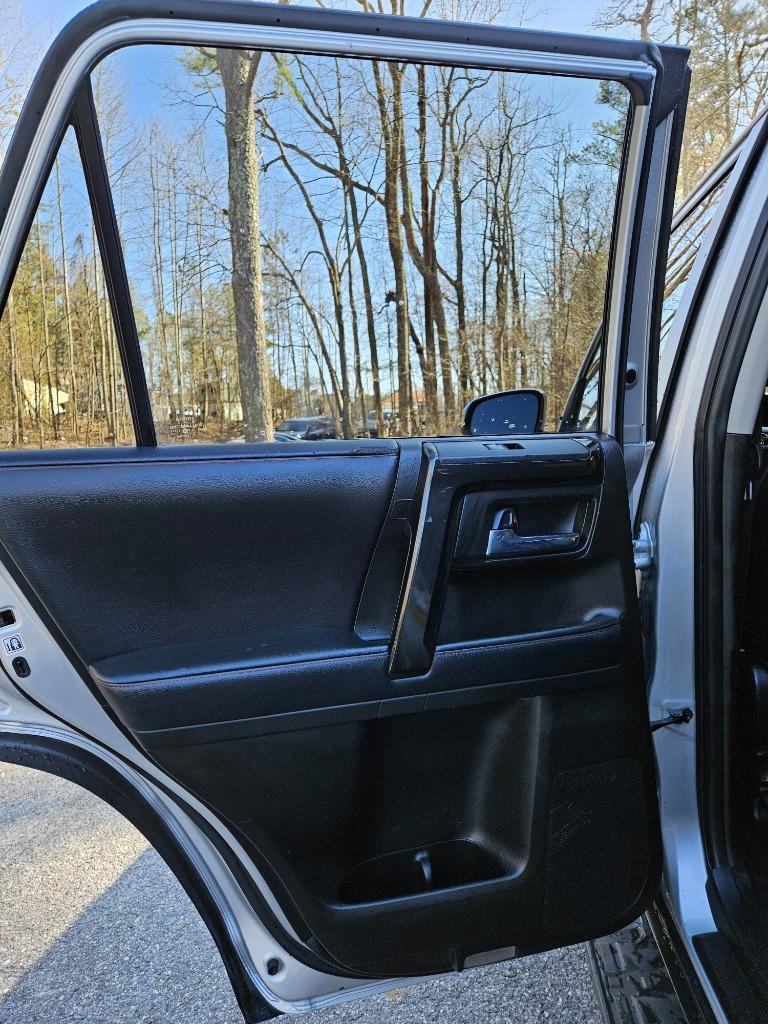 Used 2021 Toyota 4Runner TRD Off-Road Premium image 28