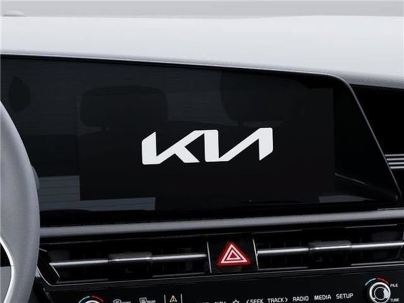 New 2026 Kia Niro SX Touring FWD image 40