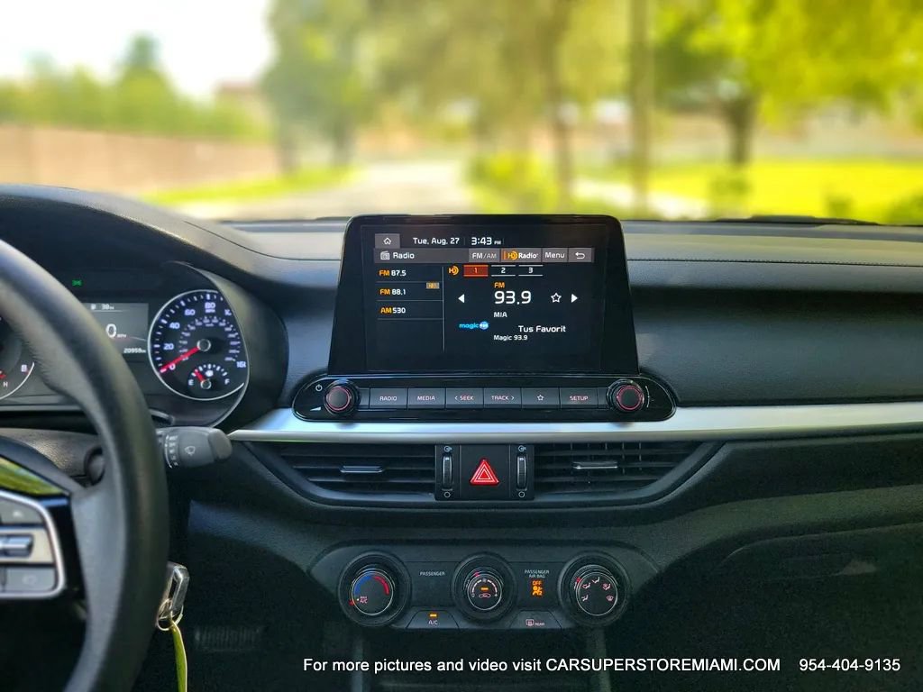 Used 2024 Kia Forte LX FWD image 31