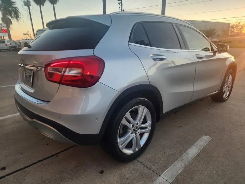 Used 2019 Mercedes-Benz GLA 250 4MATIC image 4