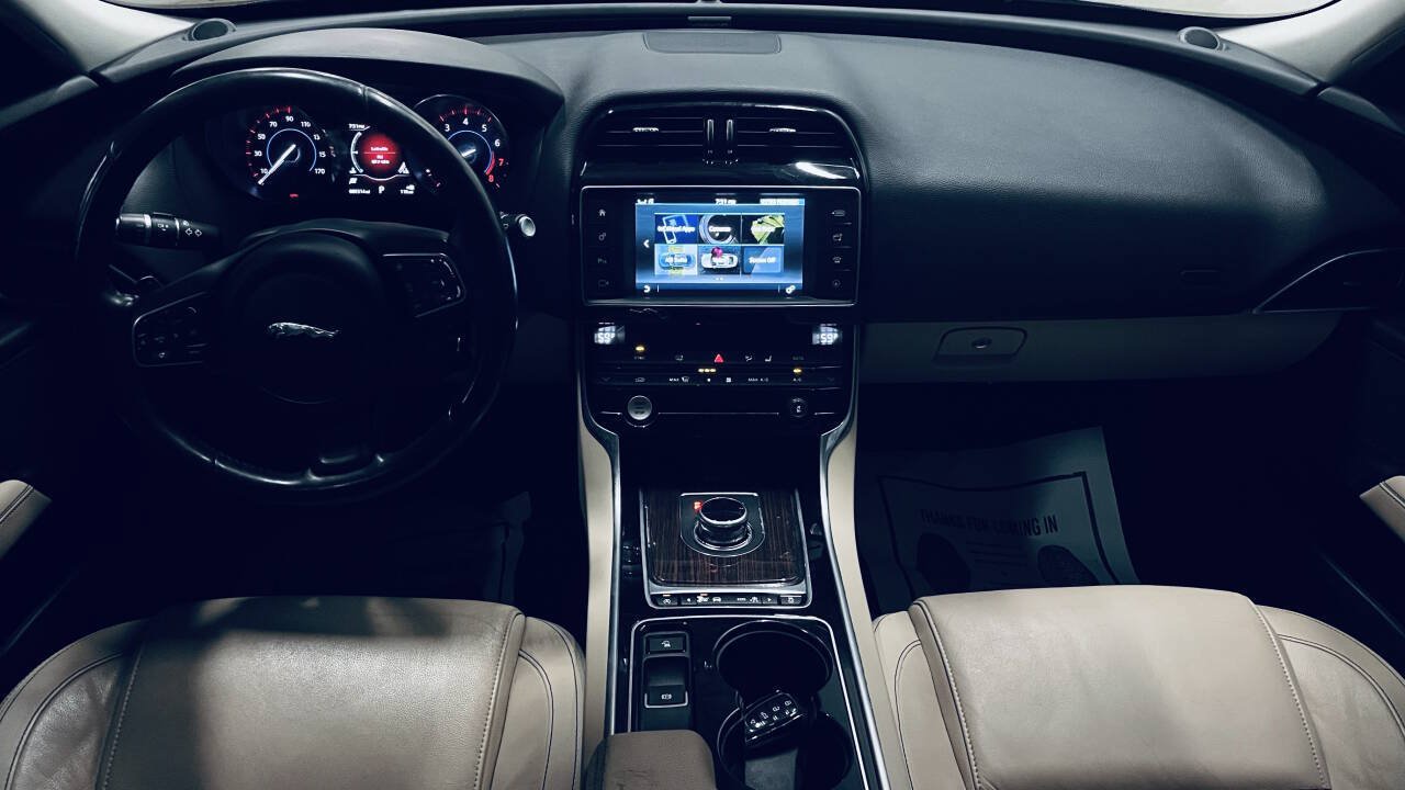 Used 2017 Jaguar XE Prestige AWD/4WD image 24