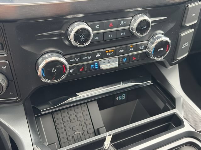 New 2026 Ford F250 Lariat w/ Black Appearance Package AWD/4WD image 23