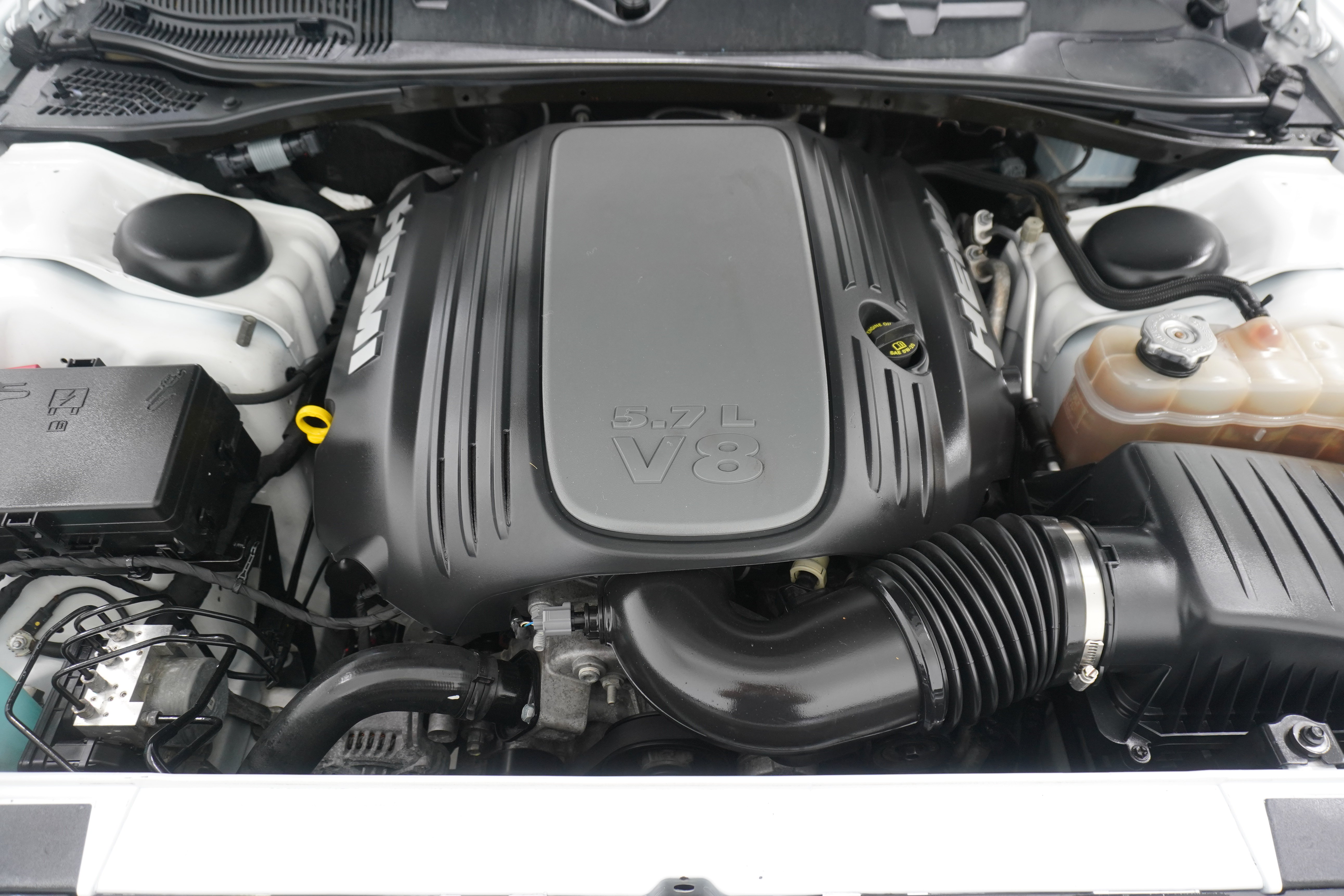 Used 2022 Dodge Challenger R/T w/ Plus Package RWD image 33