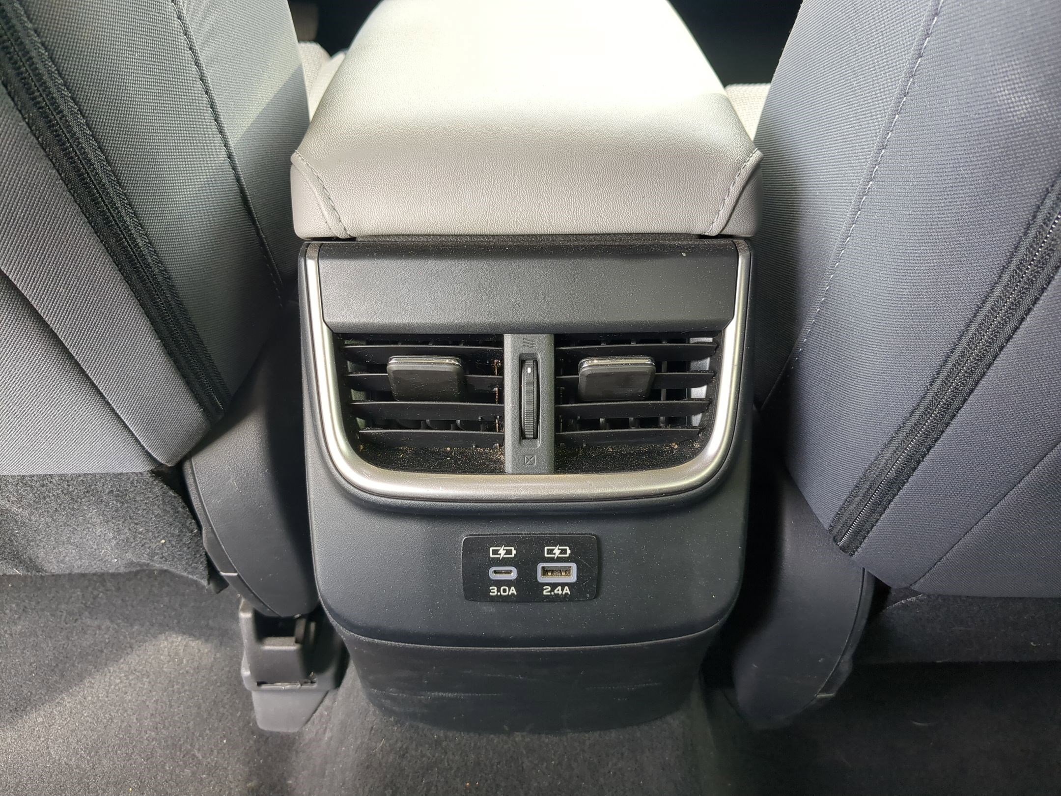 Used 2023 Subaru Outback Premium image 28