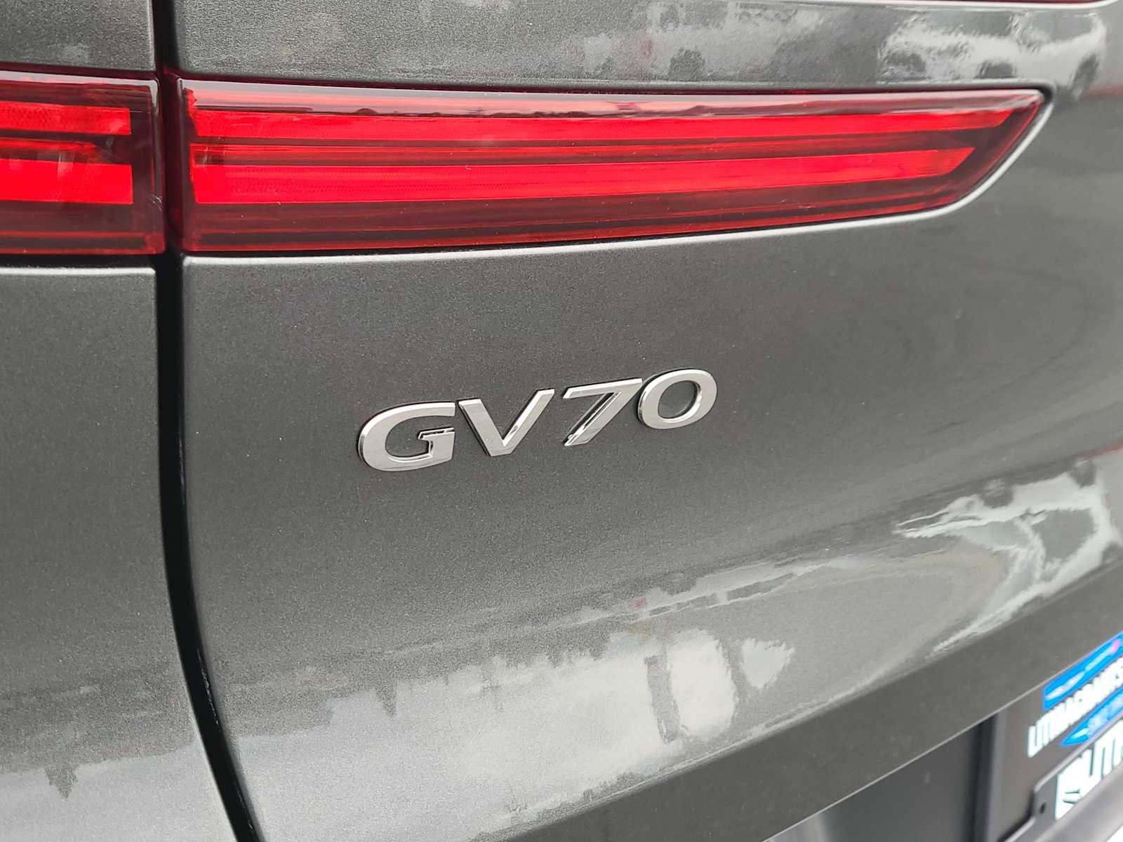 Used 2025 Genesis GV70 2.5T image 15