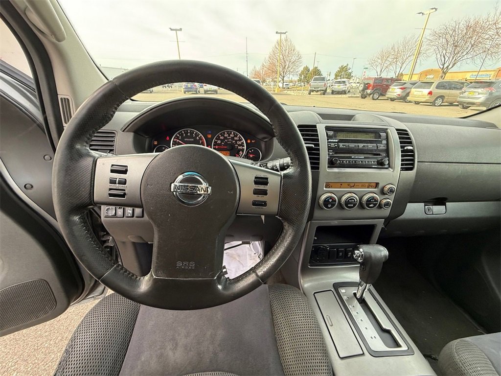 Used 2006 Nissan Pathfinder SE w/ (P01) Se Premium Pkg image 12