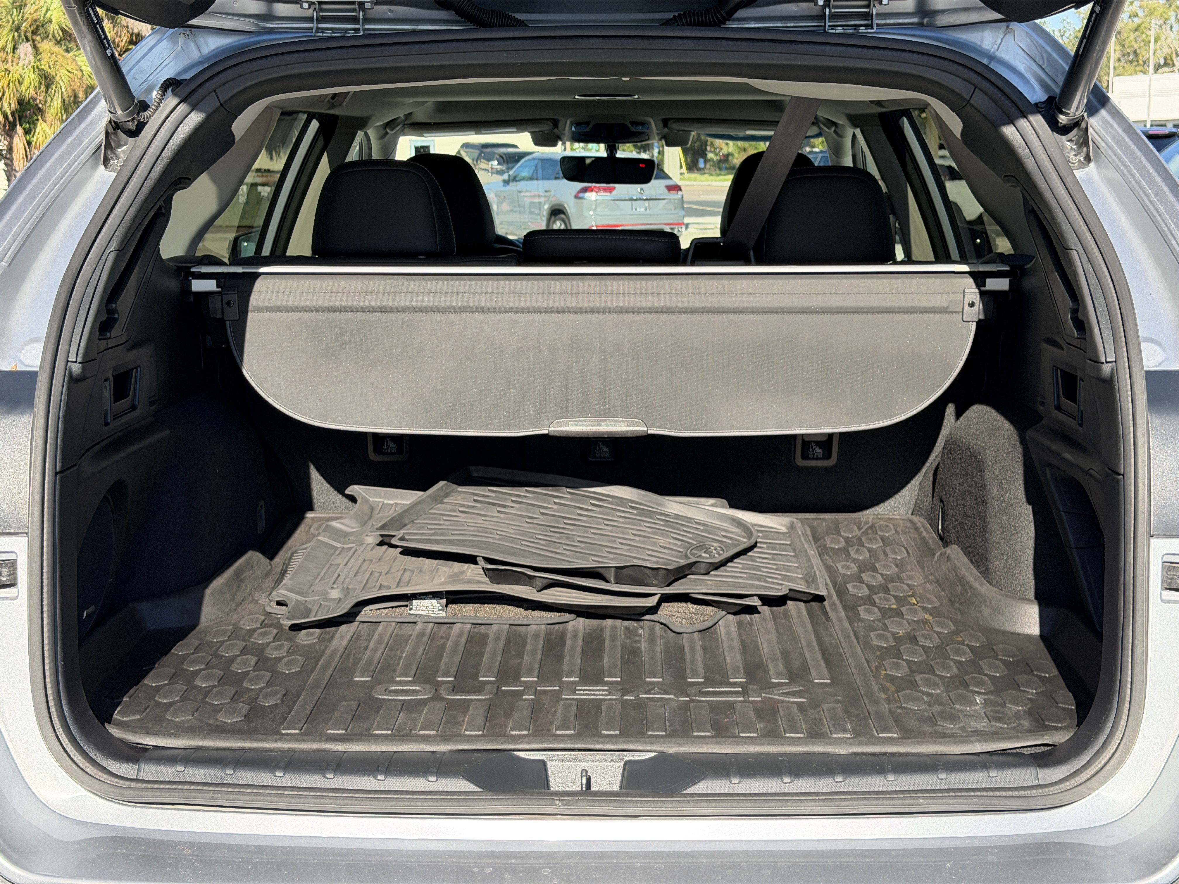 Used 2022 Subaru Outback Limited image 12