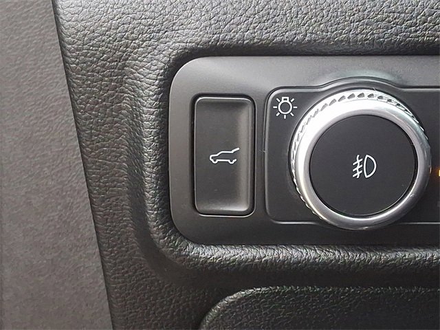 Used 2021 Ford Explorer XLT w/ Equipment Group 202A image 26