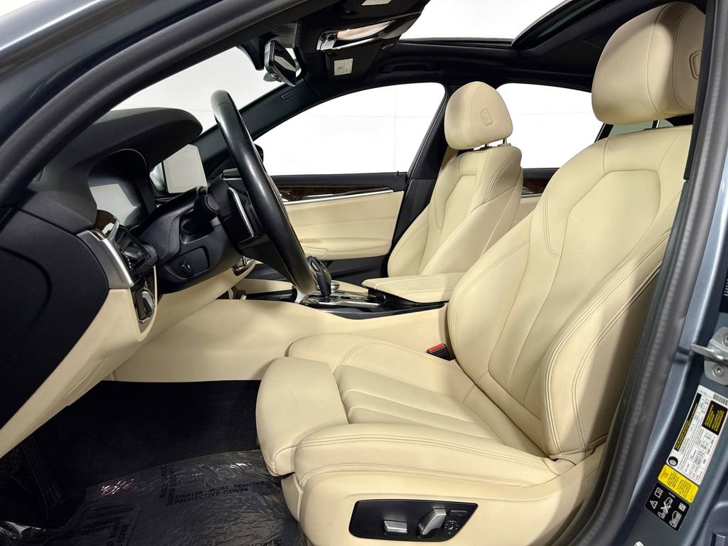 Used 2020 BMW 530i xDrive w/ Convenience Package AWD/4WD image 26