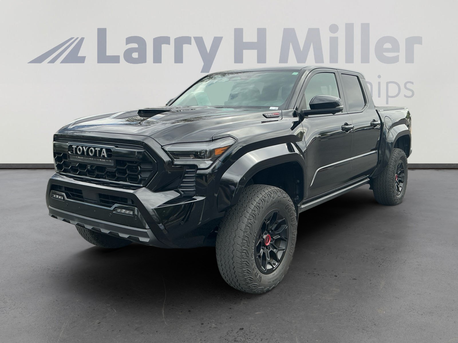 Certified 2024 Toyota Tacoma TRD Pro AWD/4WD image 1