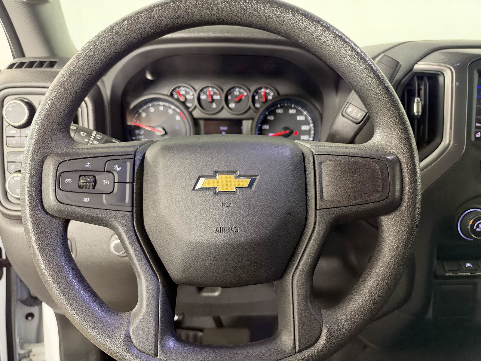 Used 2022 Chevrolet Silverado 1500 Custom AWD/4WD image 13