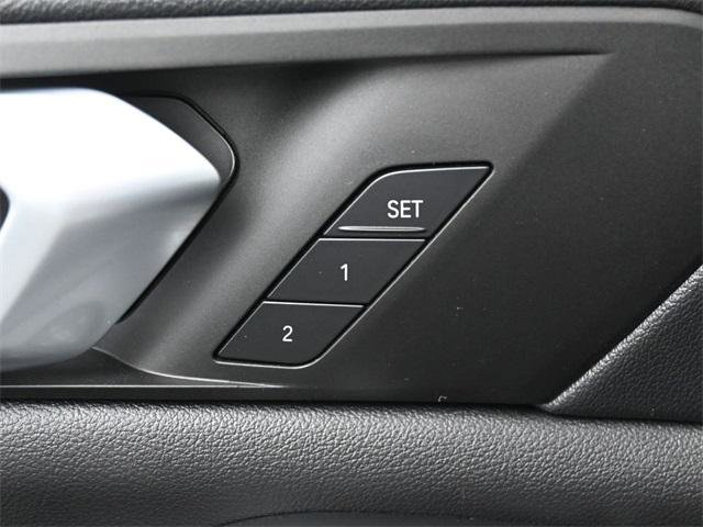 Used 2021 BMW X5 xDrive40i w/ Convenience Package image 15