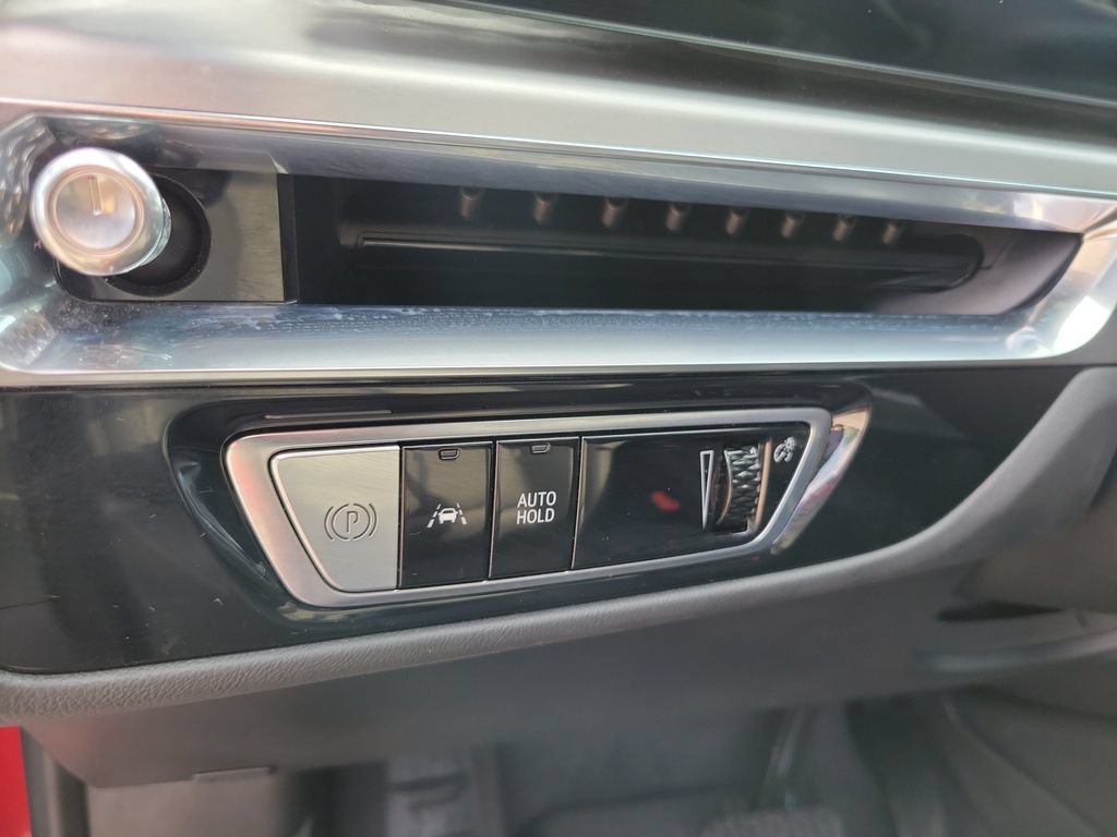 Used 2024 Cadillac Lyriq Sport w/ LPO, Floor Liner Package AWD/4WD image 21
