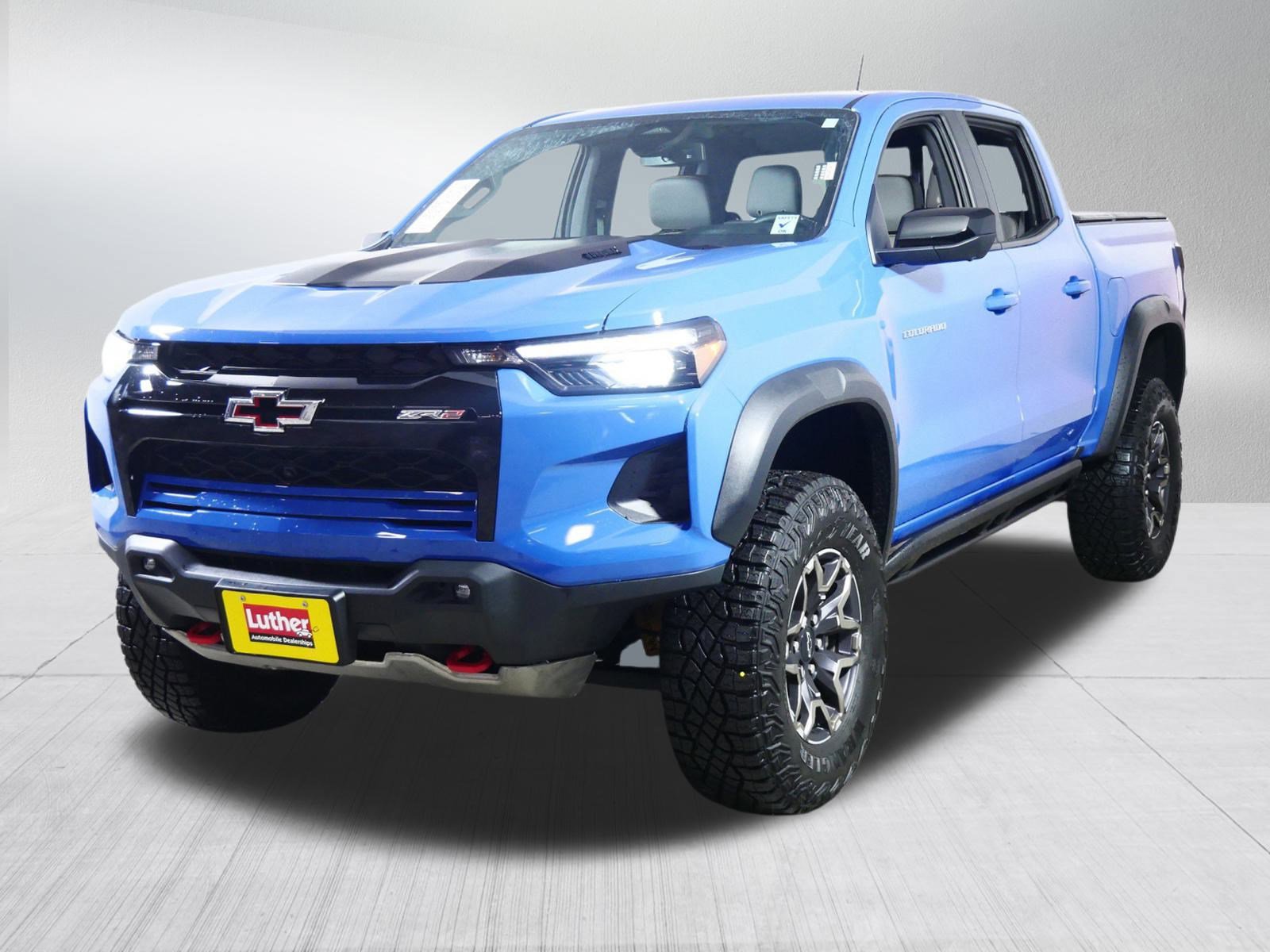 Used 2025 Chevrolet Colorado ZR2 w/ Technology Package image 3