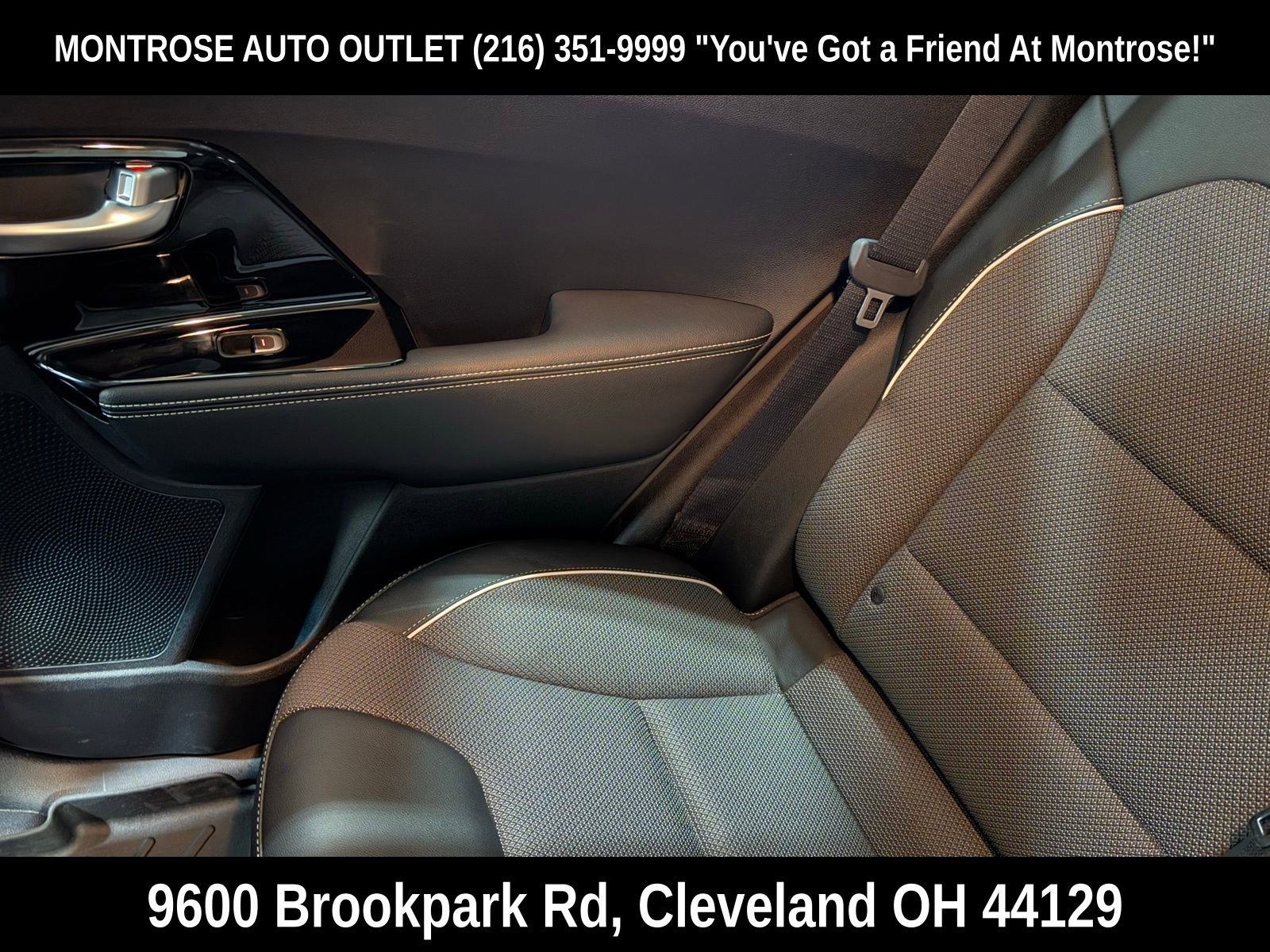 Used 2022 Kia Niro EX w/ Cold Weather Package image 33