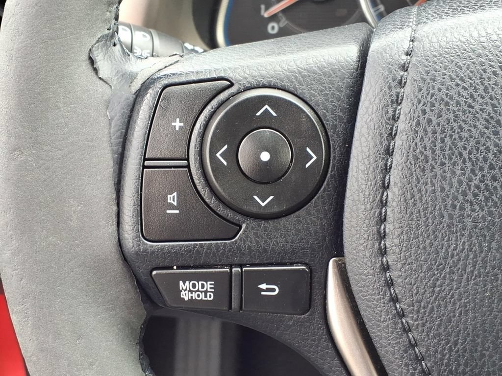 Used 2015 Toyota RAV4 Limited AWD/4WD image 27