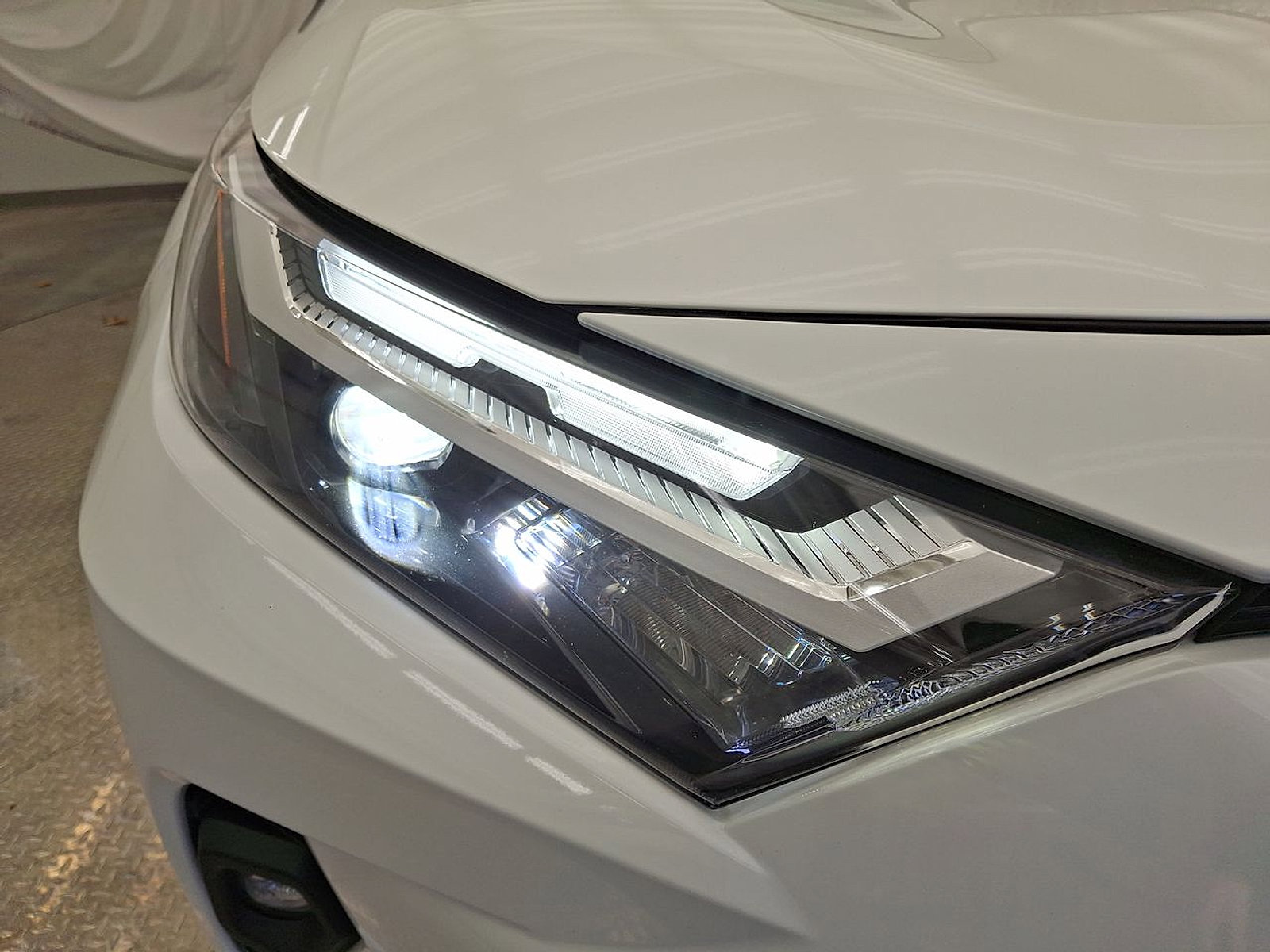 Certified 2022 Toyota RAV4 XLE Premium image 28