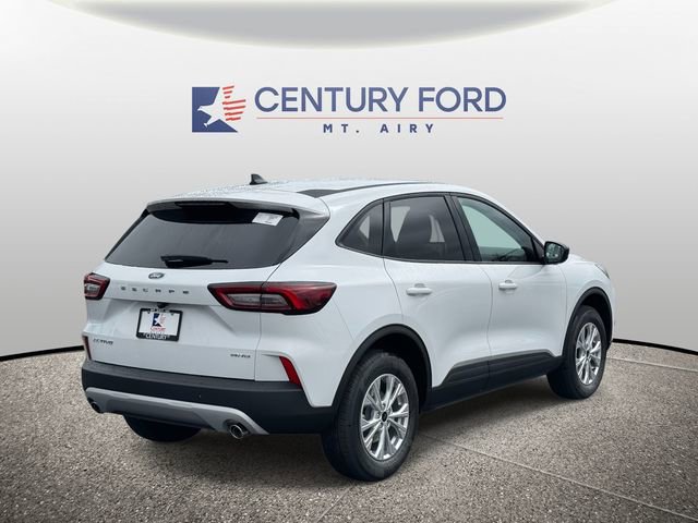 New 2026 Ford Escape Active image 2