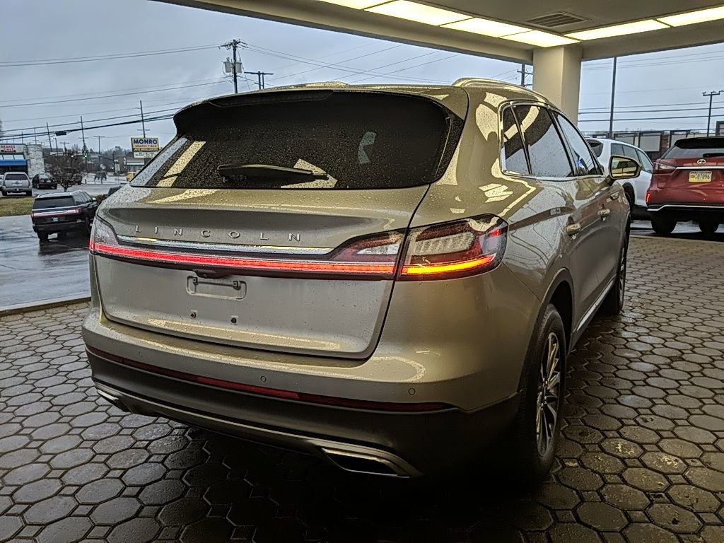 Certified 2023 Lincoln Nautilus FWD image 6