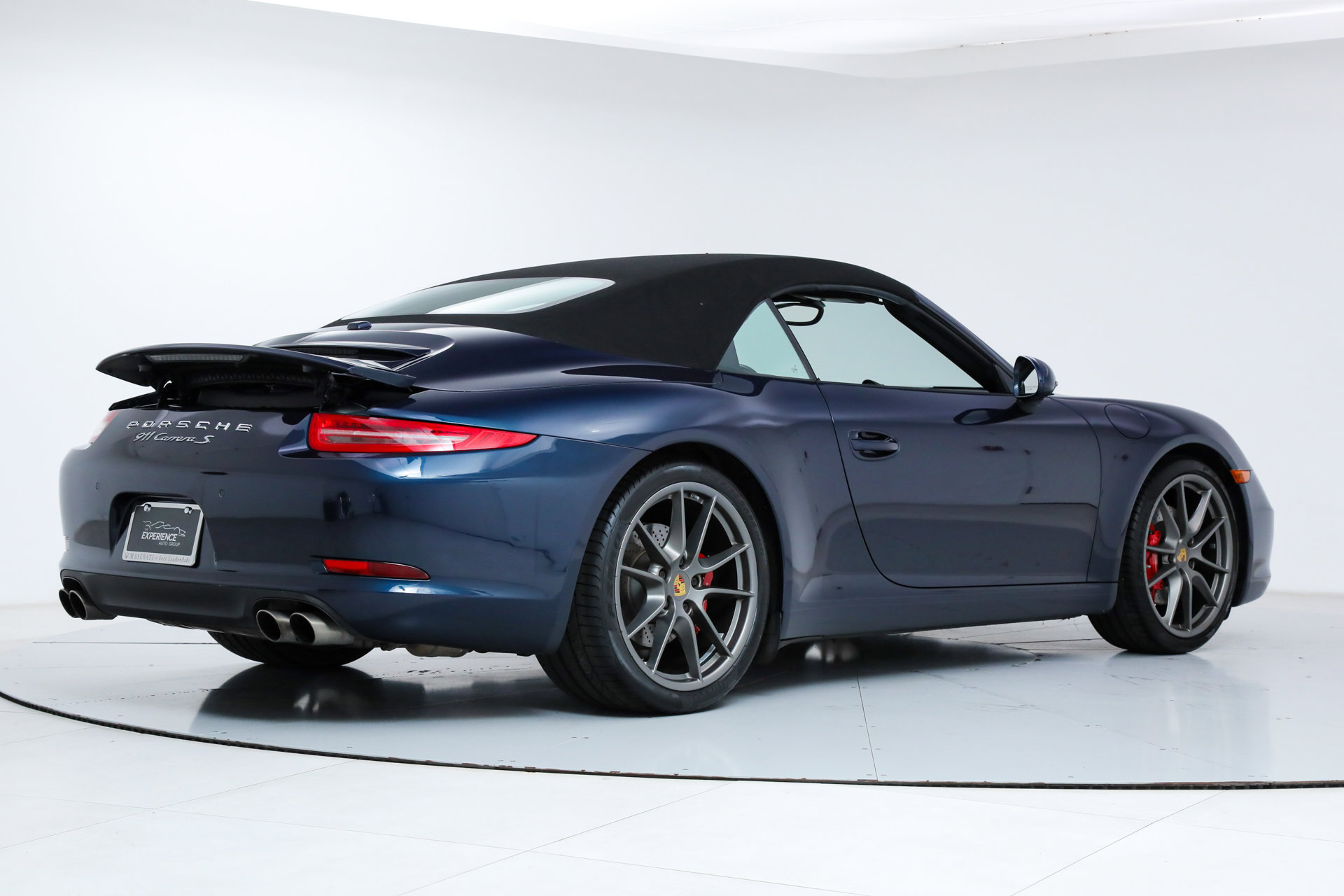 Used 2016 Porsche 911 Carrera S image 13