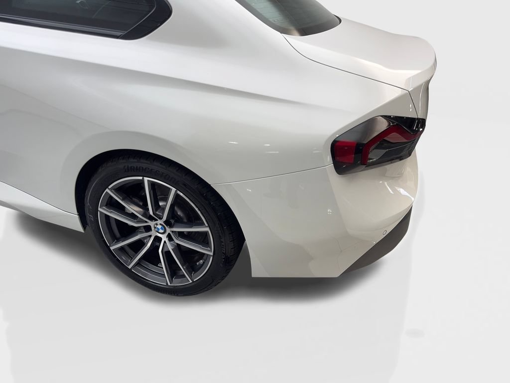Used 2026 BMW 230i Coupe RWD image 17