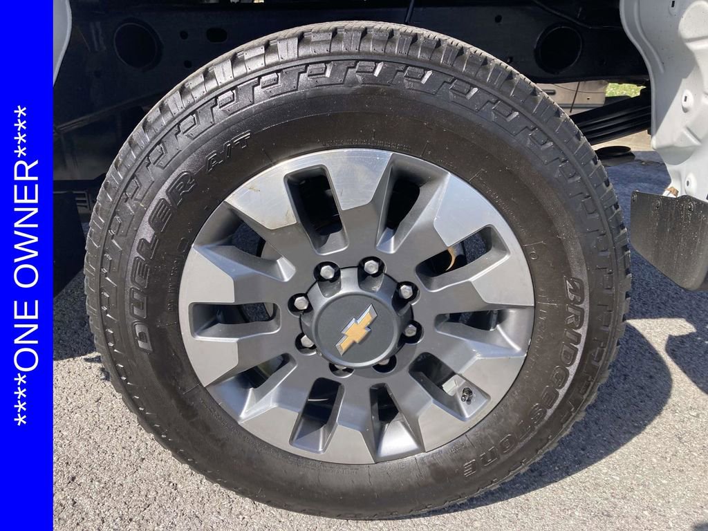 Used 2023 Chevrolet Silverado 2500 Custom w/ Custom Value Package AWD/4WD image 10