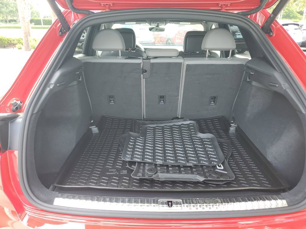 Used 2023 Audi Q3 2.0T Premium Plus image 26