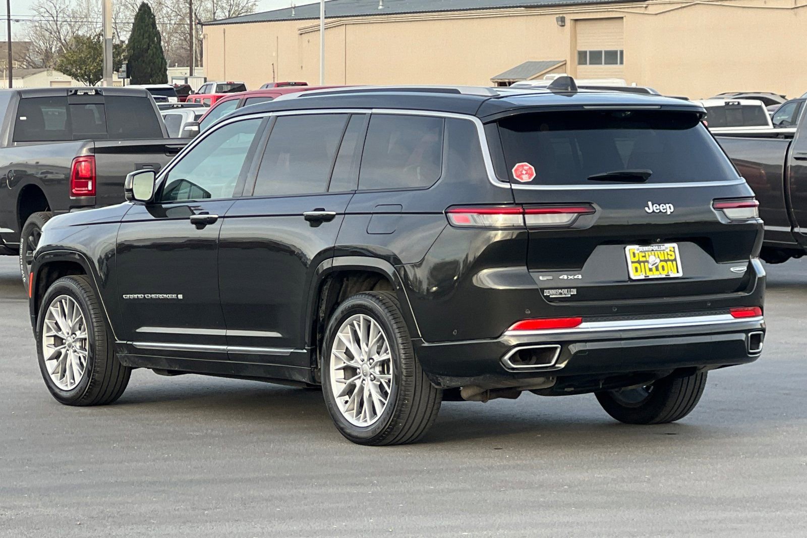 Used 2023 Jeep Grand Cherokee L Summit w/ Advanced Protech Group IV image 6