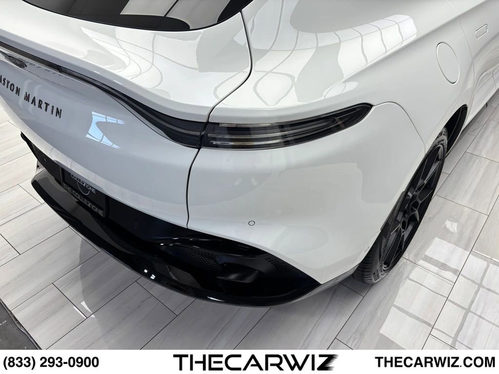 Used 2021 Aston Martin DBX AWD/4WD image 35