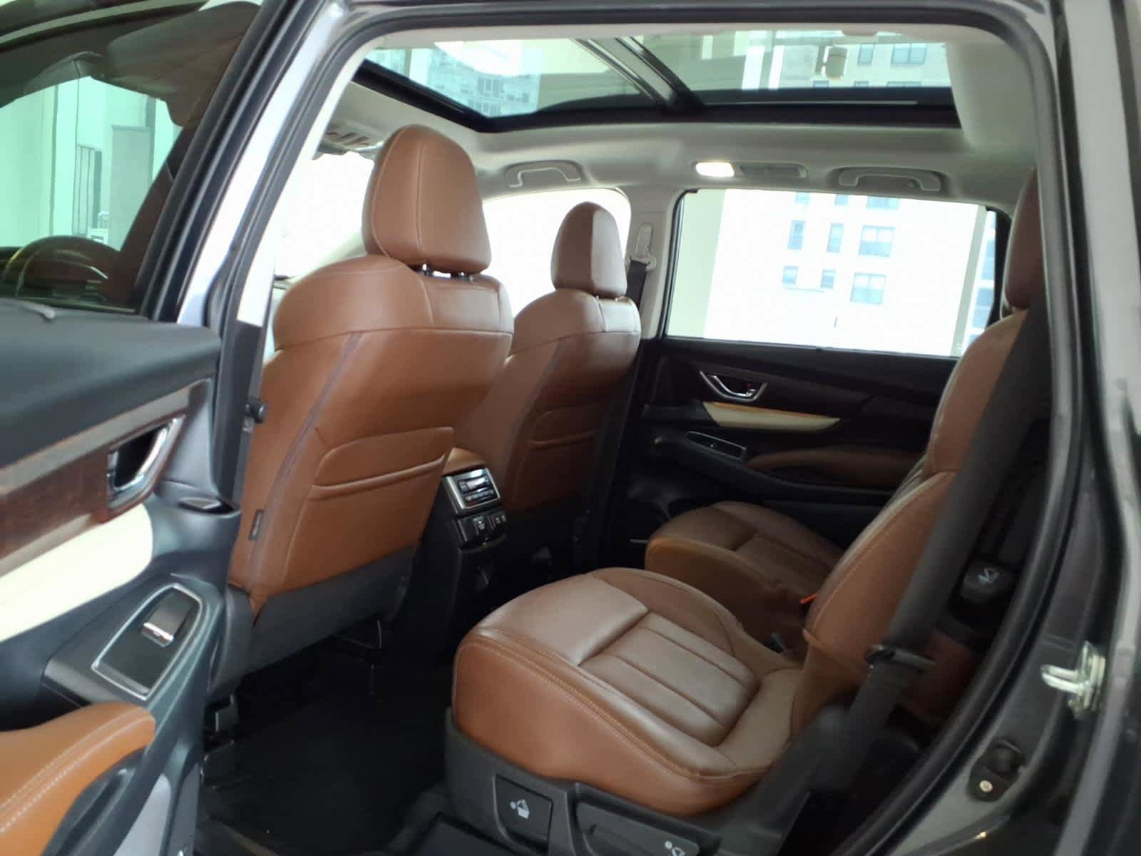 Used 2022 Subaru Ascent Touring AWD/4WD image 17