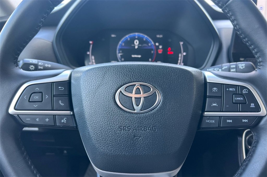 Certified 2025 Toyota Grand Highlander AWD image 25