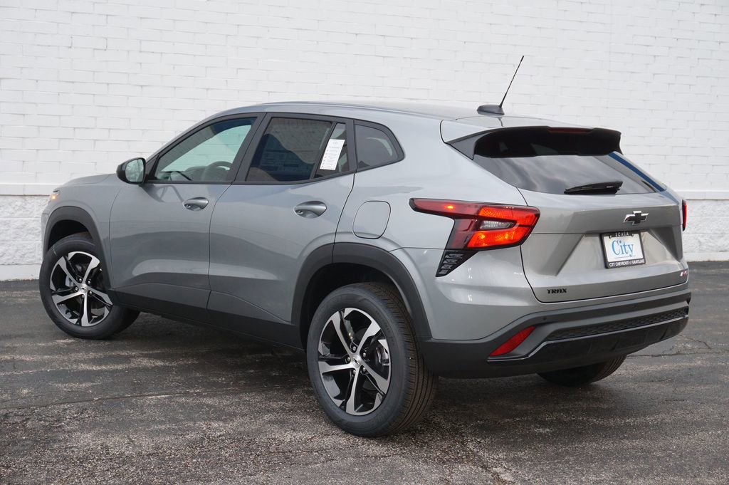 New 2026 Chevrolet Trax RS image 8