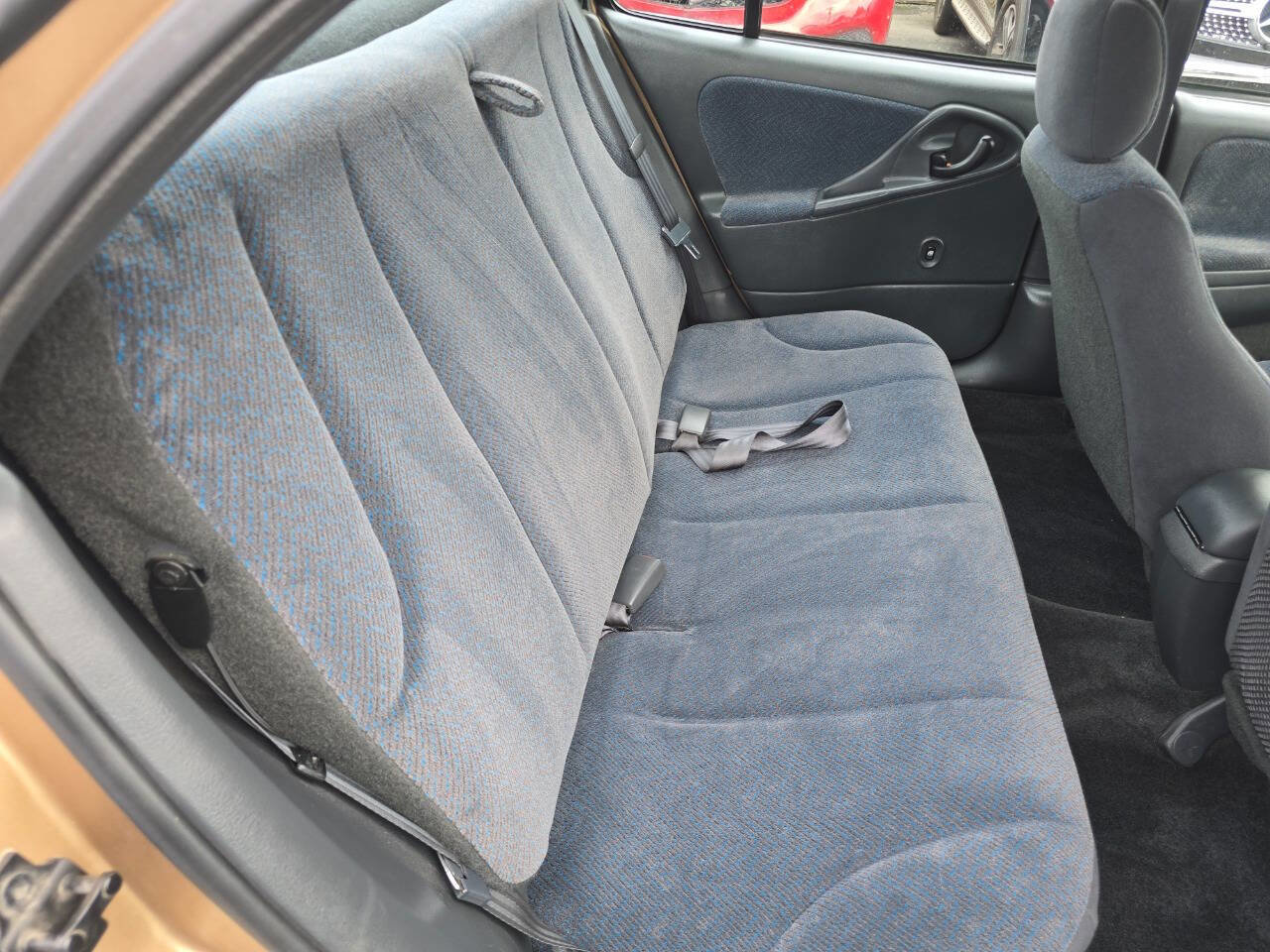 Used 2000 Chevrolet Cavalier LS w/ Preferred Equipment Group 2 FWD image 21