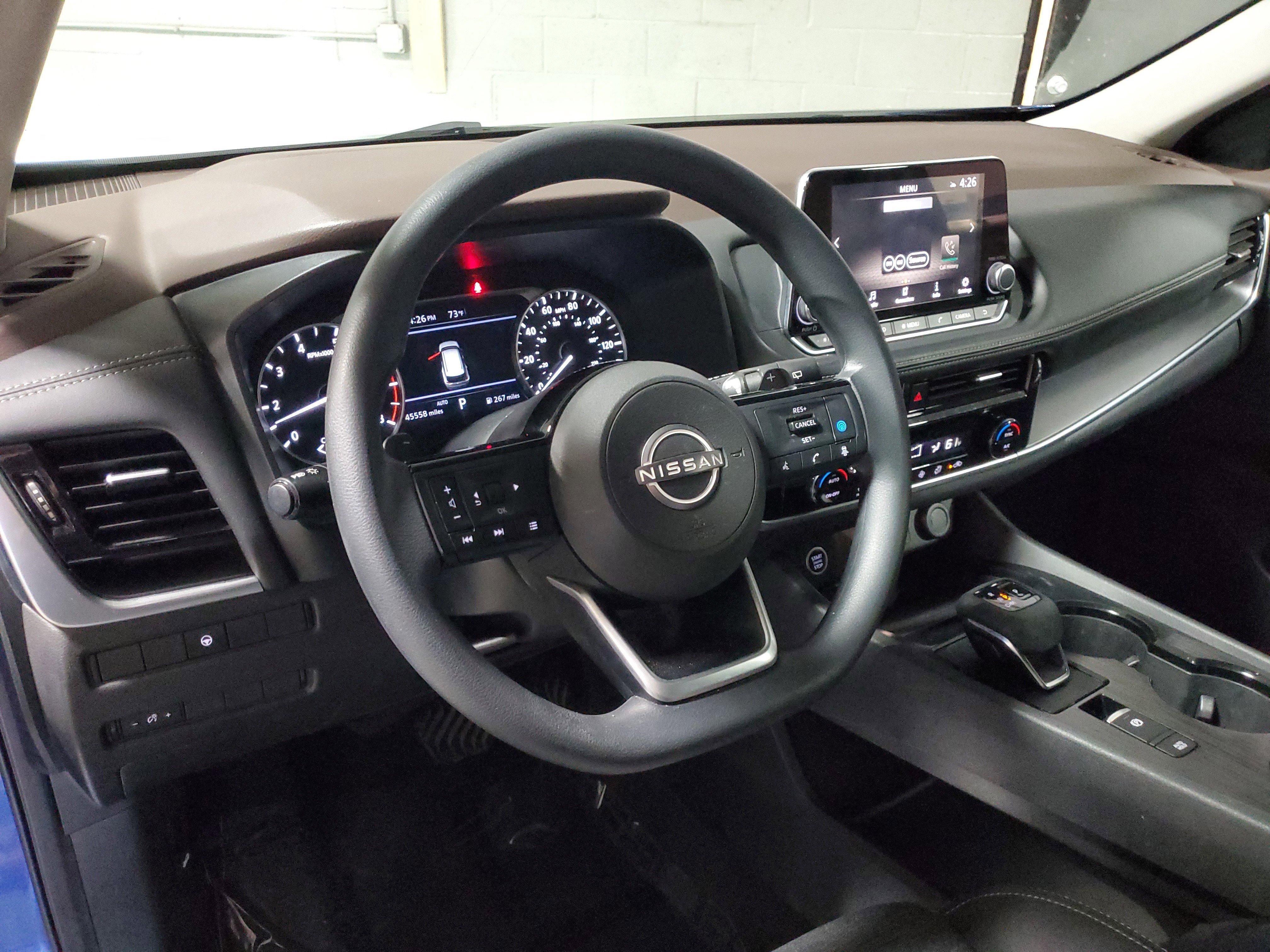 Used 2022 Nissan Rogue SV AWD/4WD image 15