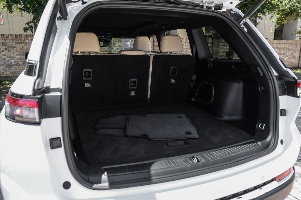 Used 2023 Jeep Grand Cherokee Limited RWD image 68
