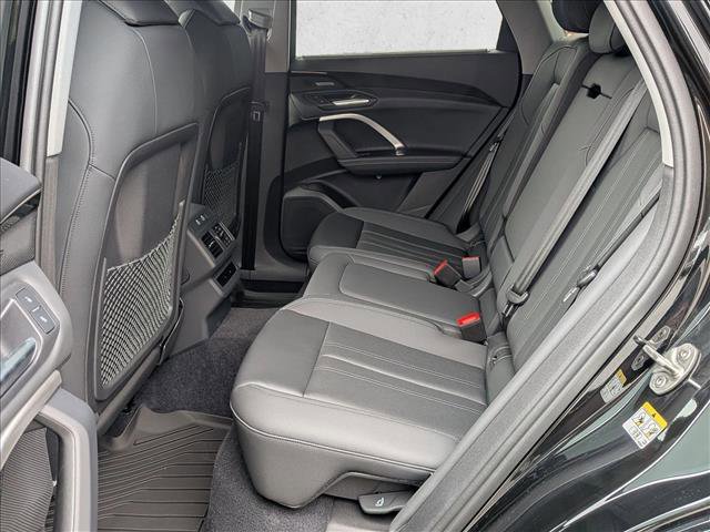 New 2025 Audi Q5 Premium Plus image 16