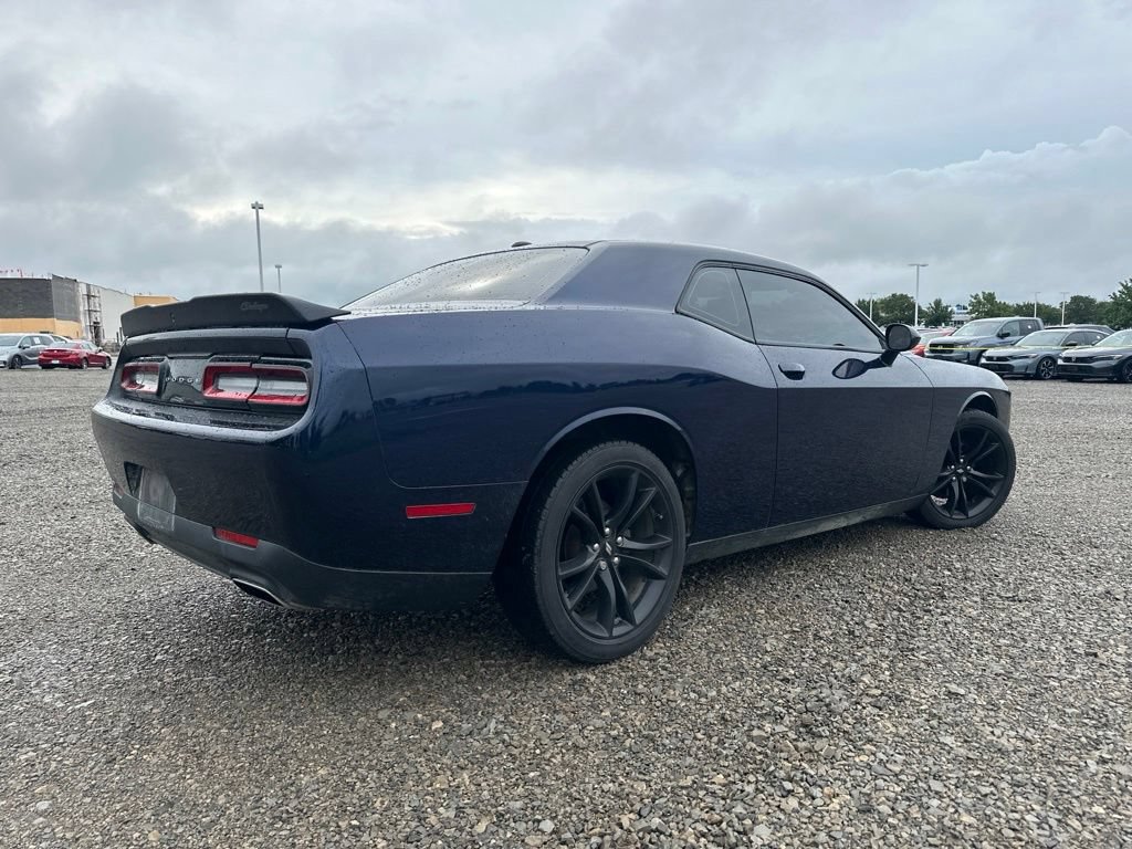 Used 2017 Dodge Challenger SXT w/ Blacktop Package RWD image 9