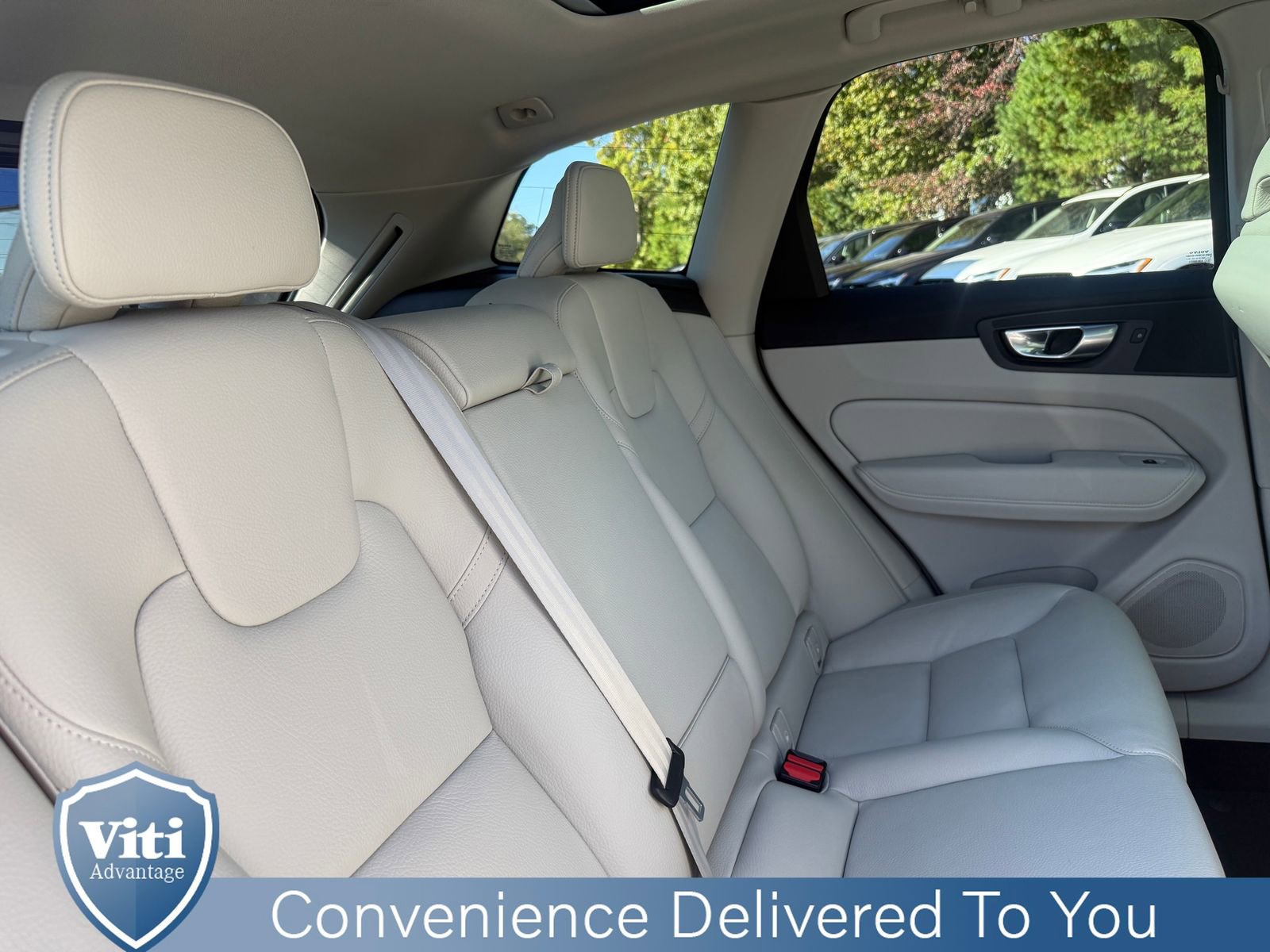 Certified 2023 Volvo XC60 B5 Plus w/ Climate Package image 26