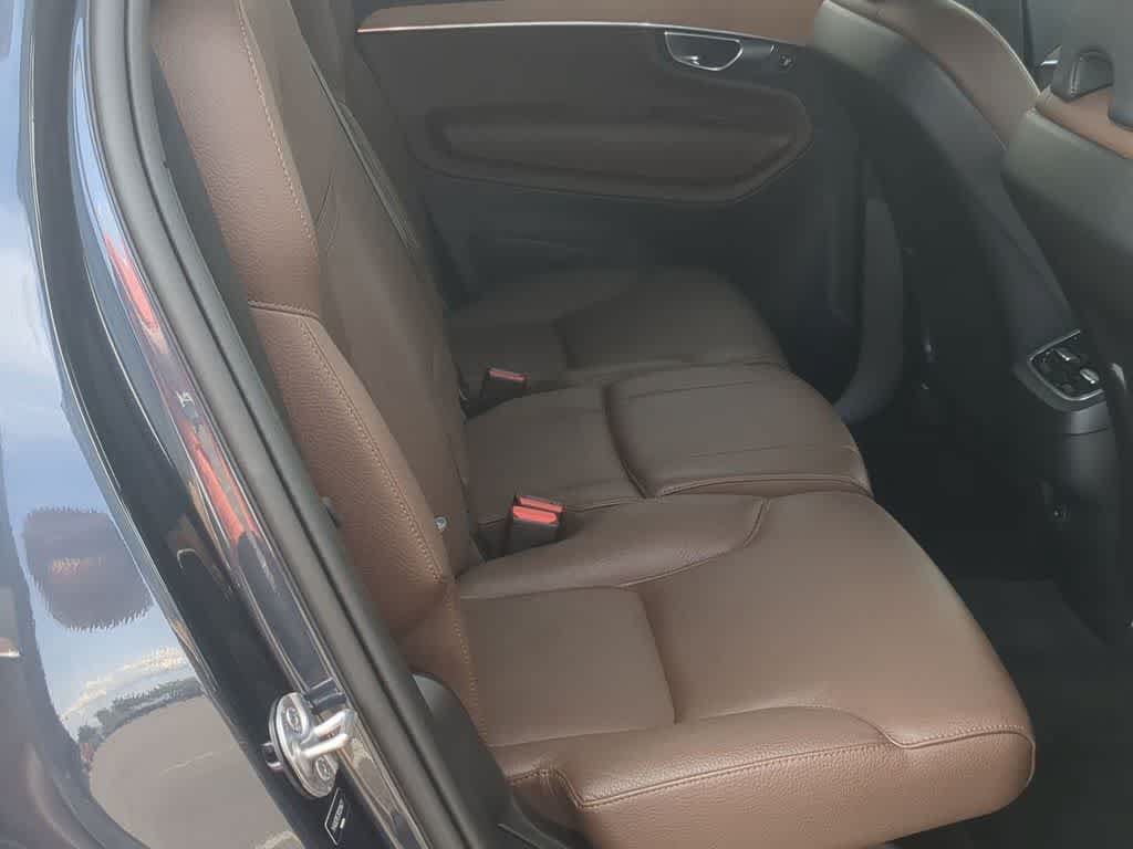 Certified 2024 Volvo XC90 B6 Plus AWD/4WD image 19