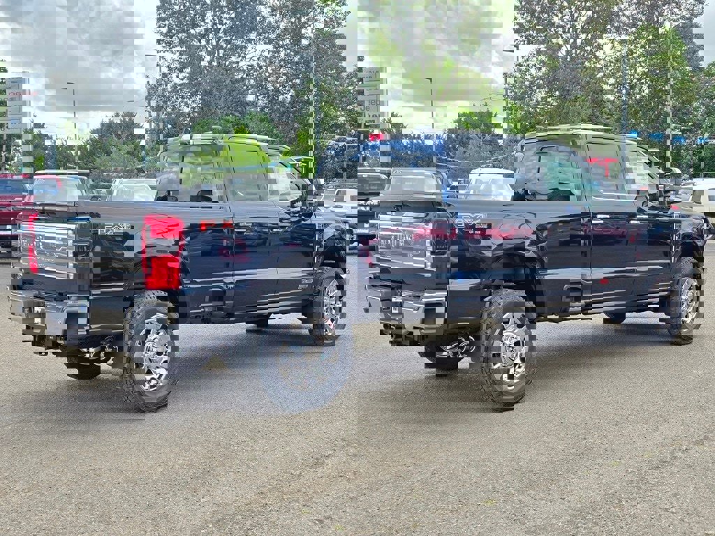 New 2025 Ford F350 King Ranch w/ Chrome Package image 32
