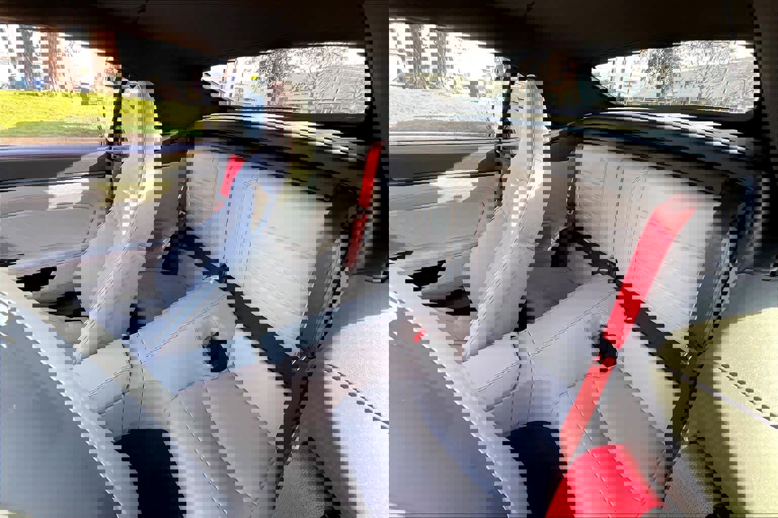 Used 2023 Porsche 911 Carrera GTS w/ Premium Package image 28