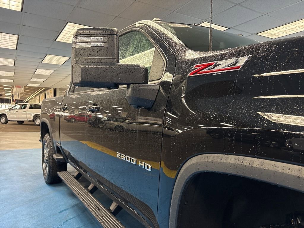 New 2026 Chevrolet Silverado 2500 LT w/ All Star Edition AWD/4WD image 4