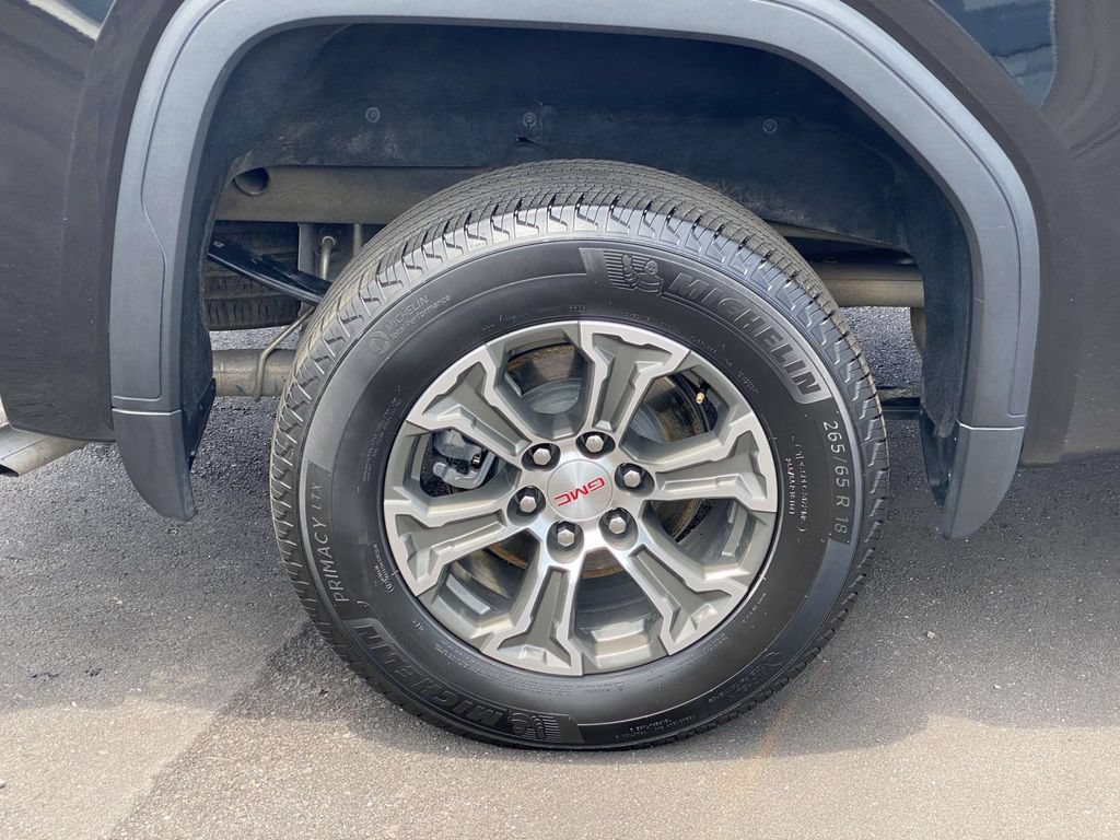 Used 2026 GMC Sierra 1500 SLT AWD/4WD image 8