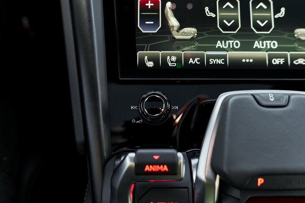 Used 2021 Lamborghini Urus image 66