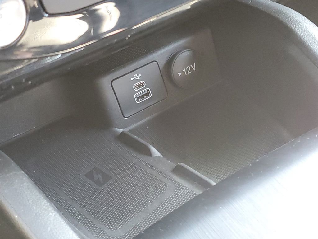 Certified 2025 Ford Escape Platinum image 23