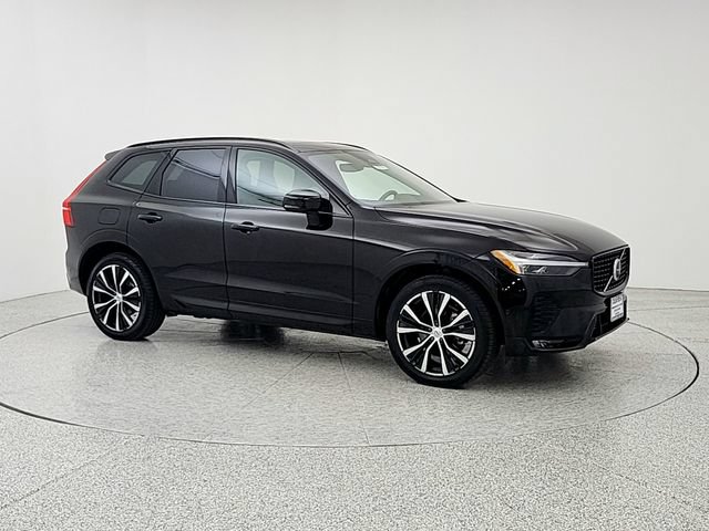 Certified 2024 Volvo XC60 B5 Plus w/ Protection Package Premier AWD/4WD image 3