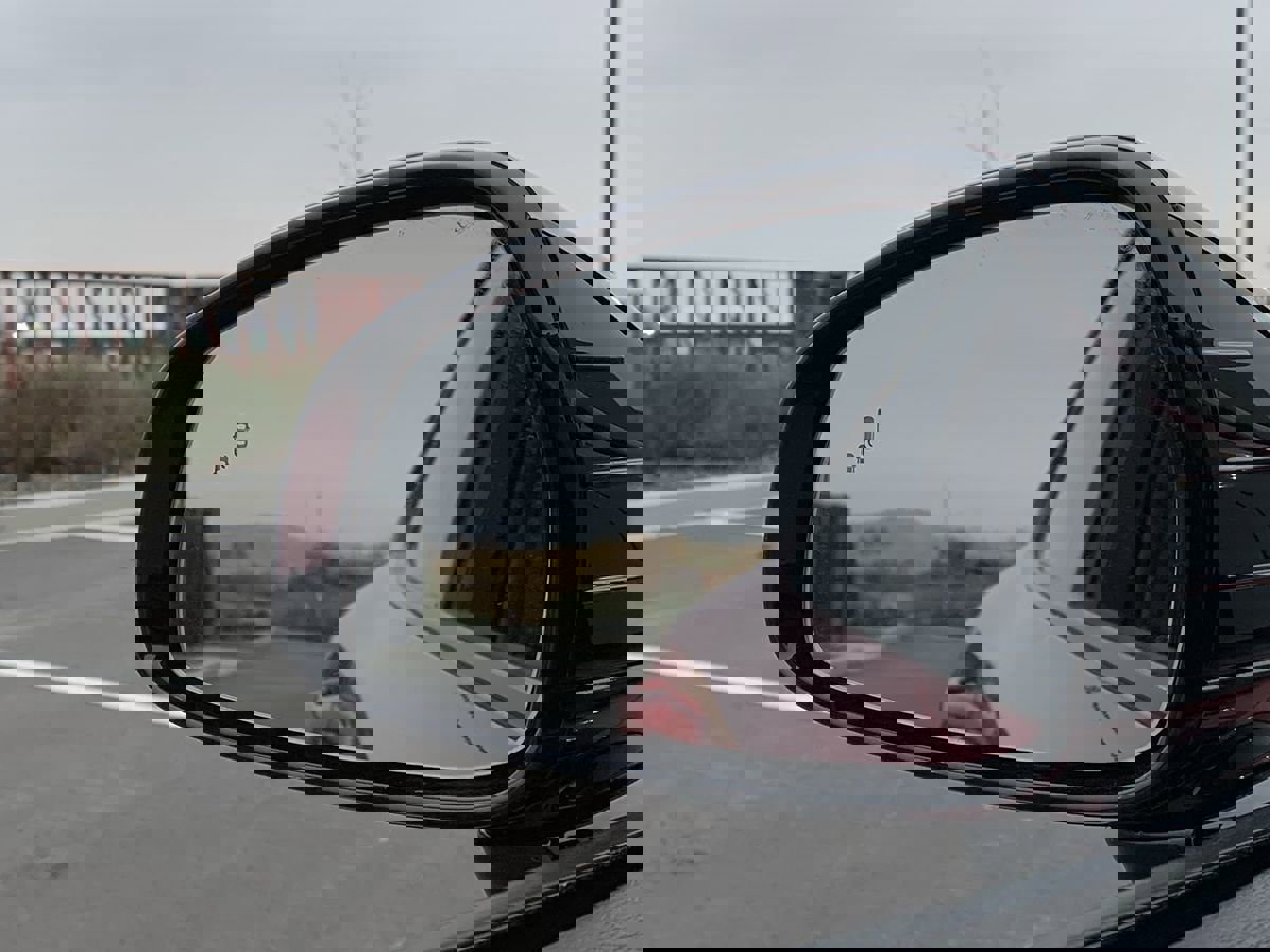 Used 2020 Kia Stinger GT-Line w/ Sun & Sound Package image 14