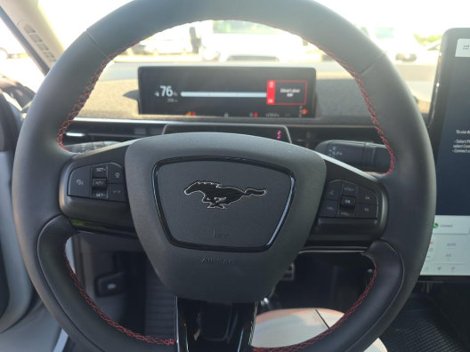 Used 2025 Ford Mustang Mach-E Premium w/ Sport Appearance Package AWD/4WD image 11